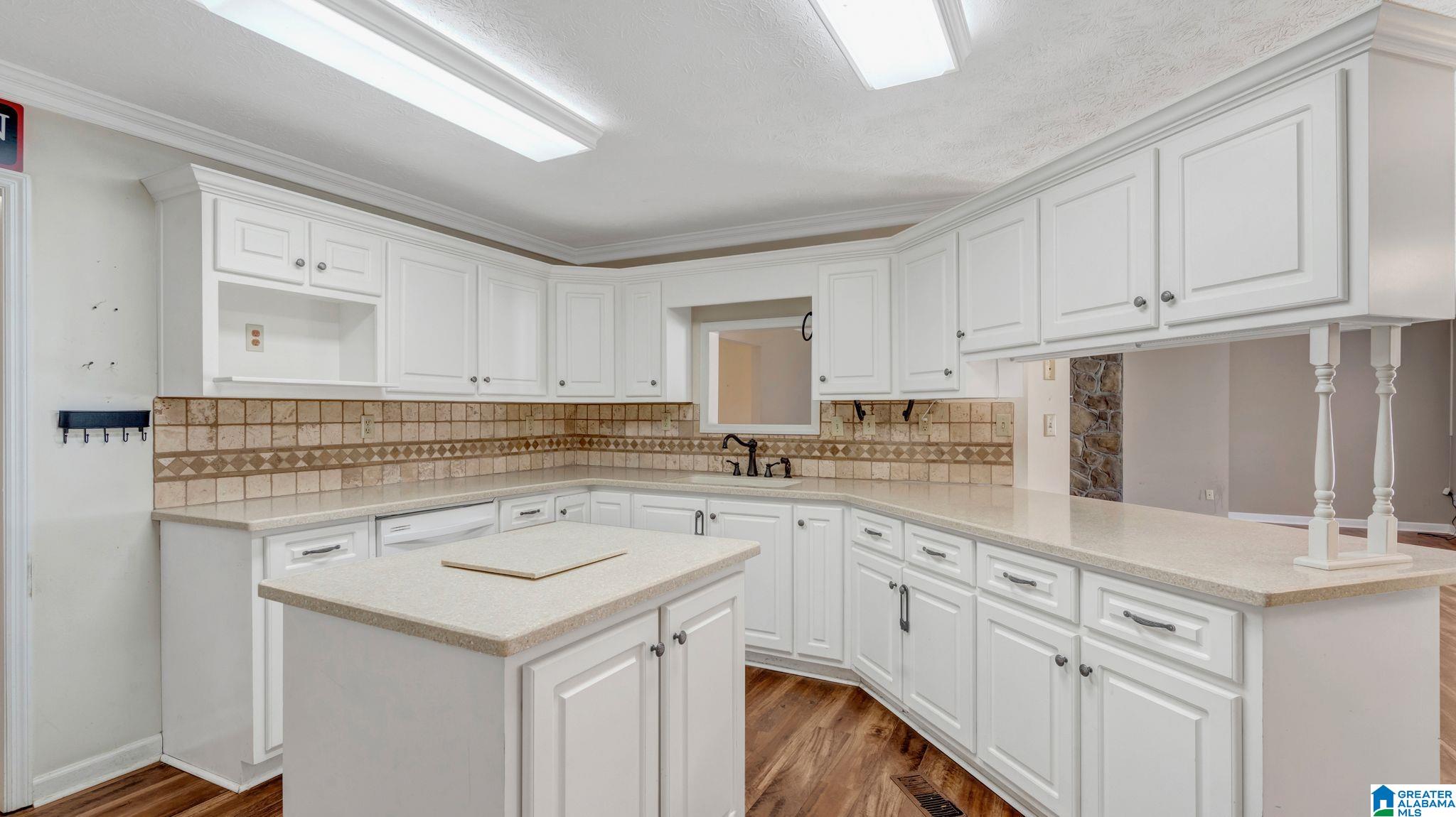 1010 Cedar Bend Road South Gadsden, AL 35907 - Photo 10 of 45
