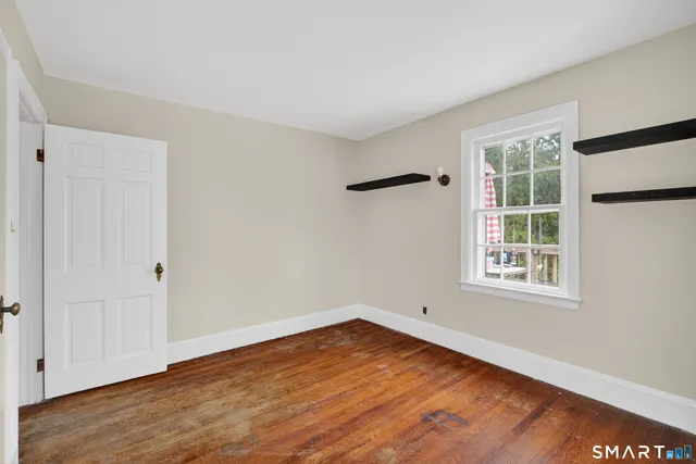 $340,000 | 34 Harland Place, Norwich, CT 06360