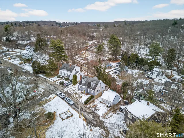 $340,000 | 34 Harland Place, Norwich, CT 06360