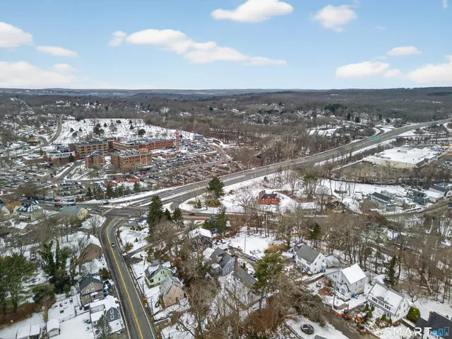 $340,000 | 34 Harland Place, Norwich, CT 06360