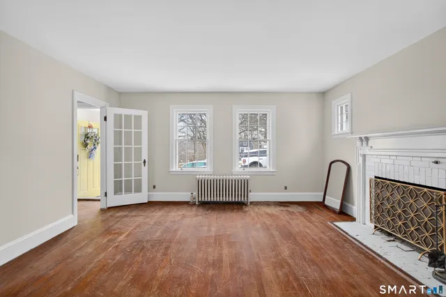 $340,000 | 34 Harland Place, Norwich, CT 06360