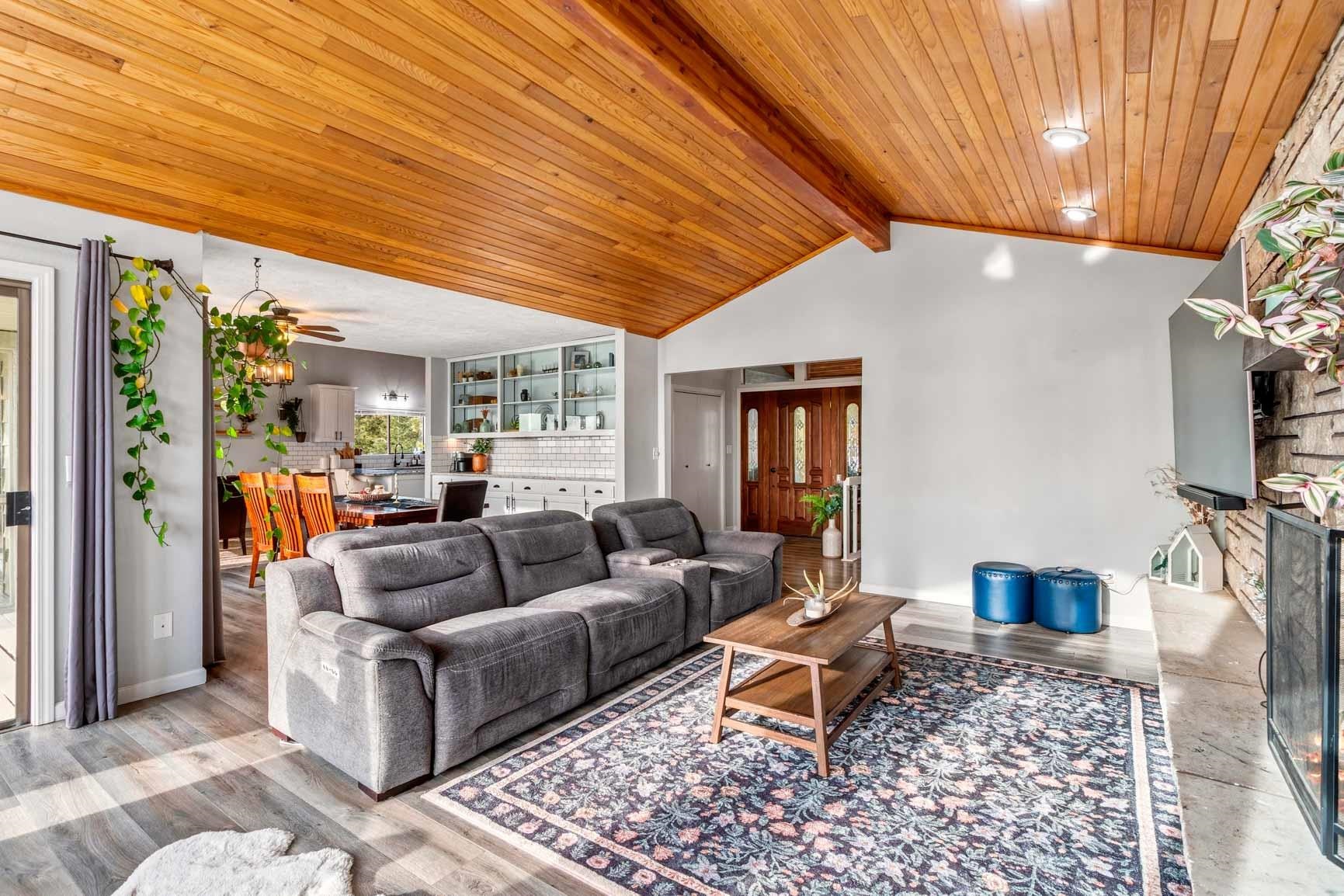 16740 Foothills Road Spokane, WA 99217 - Photo 4 of 50