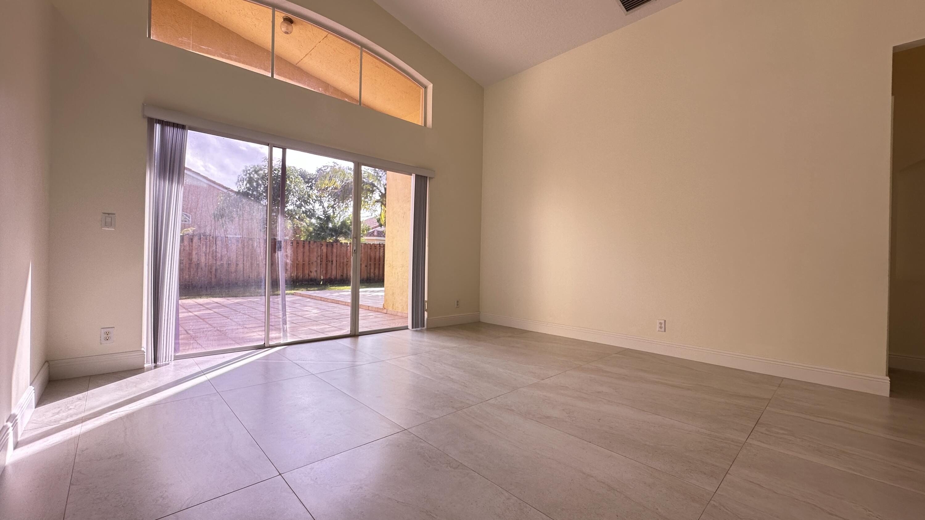 19010 Southwest 10th Street Pembroke Pines, FL 33029 - Photo 46 of 59 IMG_4574