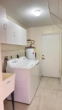 $4,800 | 19010 Southwest 10th Street, Pembroke Pines, FL 33029