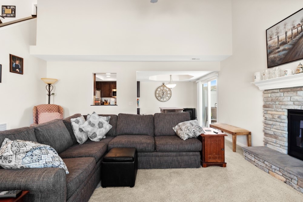 10027 Oak Trail Road Fort Wayne, IN 46825 - Photo 7 of 32