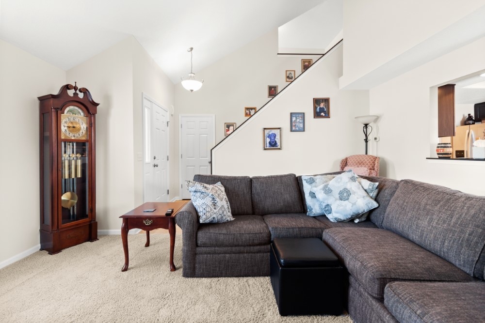 10027 Oak Trail Road Fort Wayne, IN 46825 - Photo 9 of 32