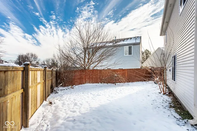 $1,695 | 700 Mountain Pine Drive, Greenwood, IN 46143