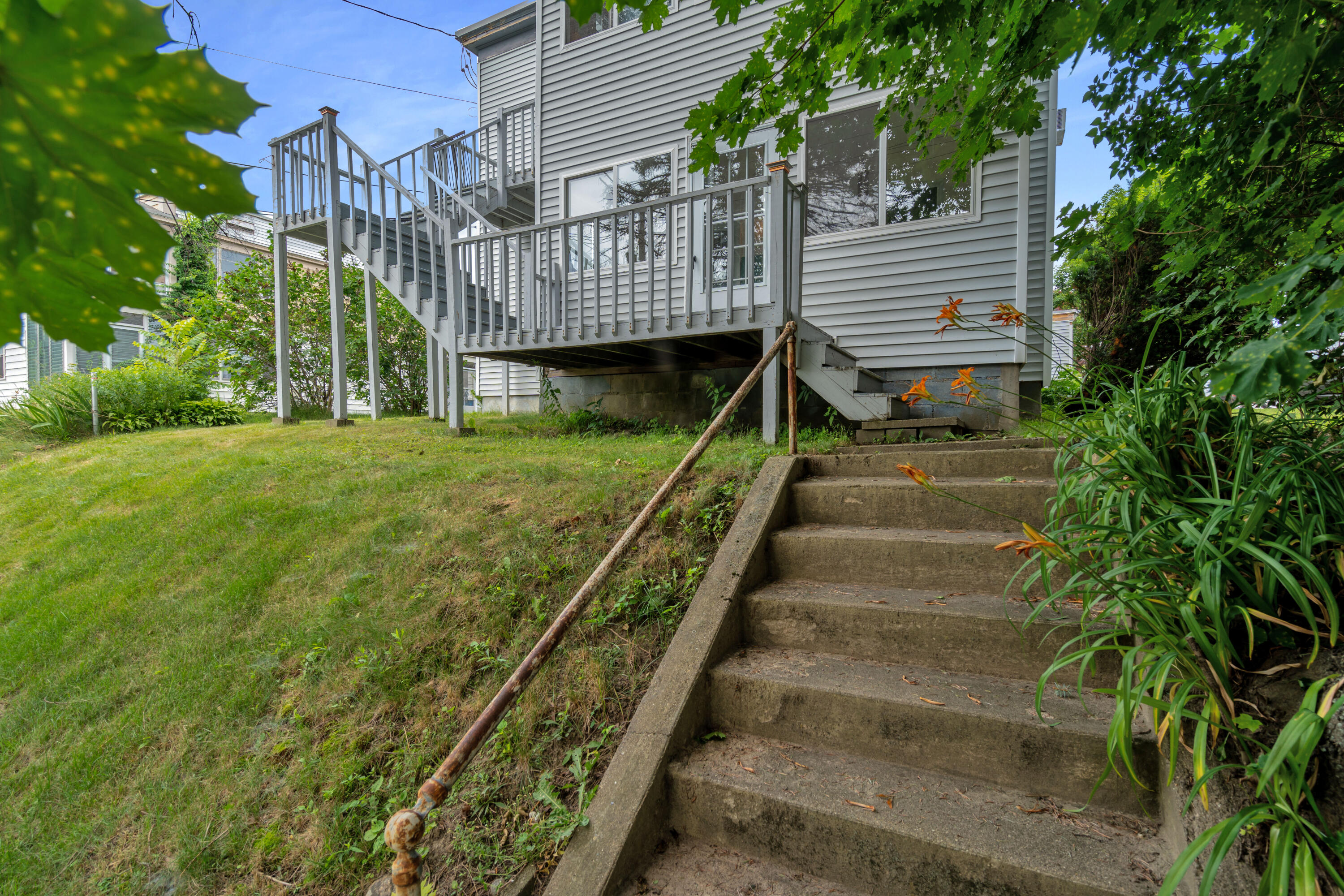8 Thompson Street Lewiston, ME 04240 - Photo 43 of 46 DSC07136