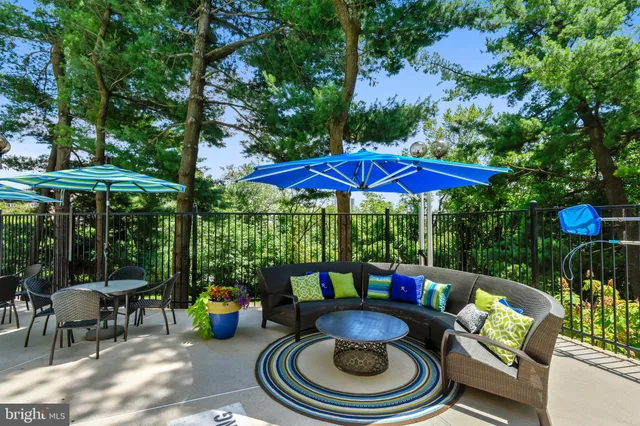 $3,995 | 1101 South Arlington Ridge Road, Unit 1208, Arlington, VA 22202