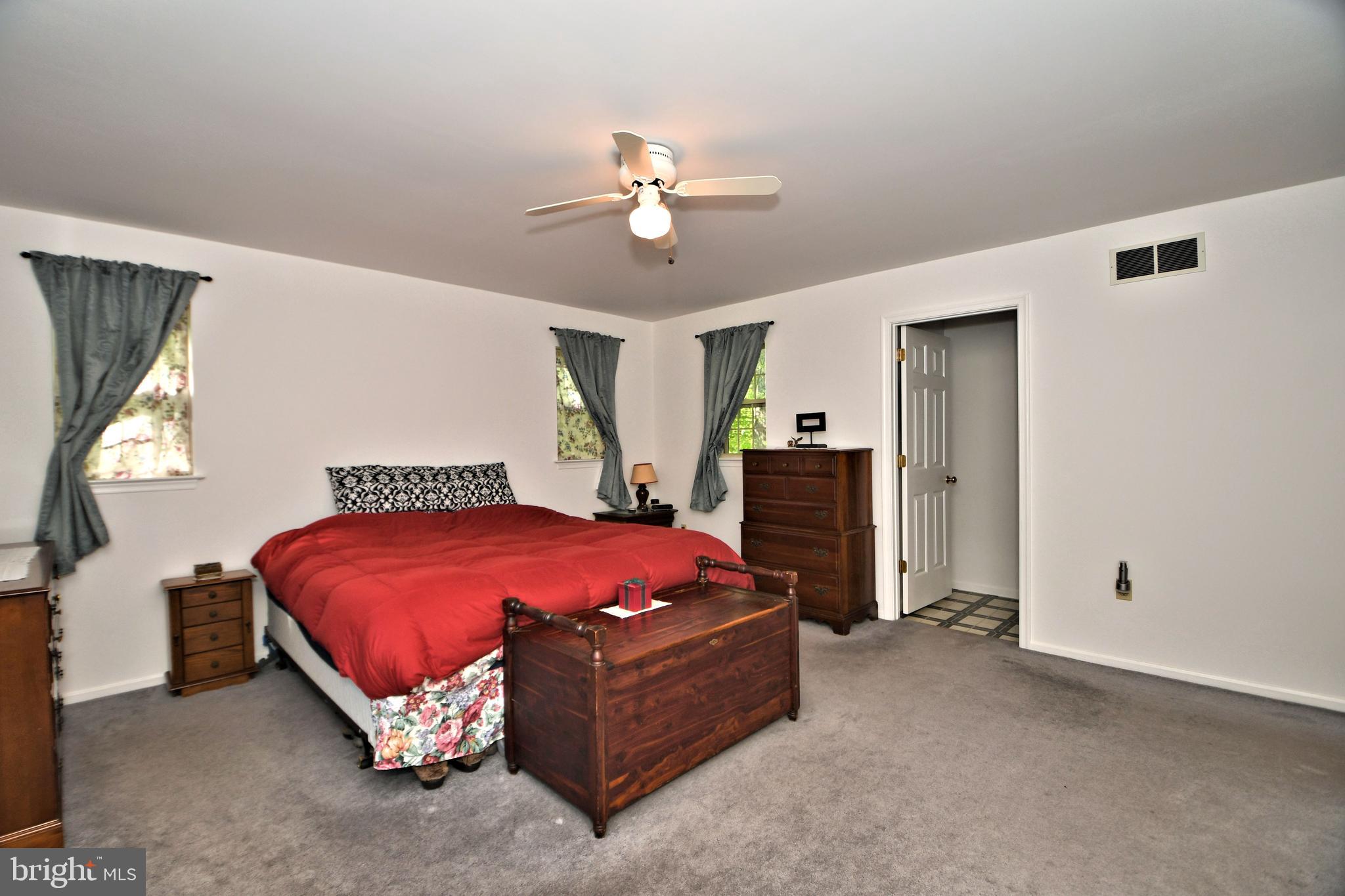 1470 Fels Road Quakertown, PA 18951 - Photo 36 of 100