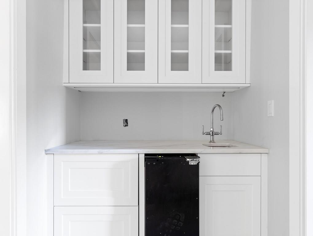 50 Woodridge Road Wellesley, MA 02482 - Photo 14 of 24