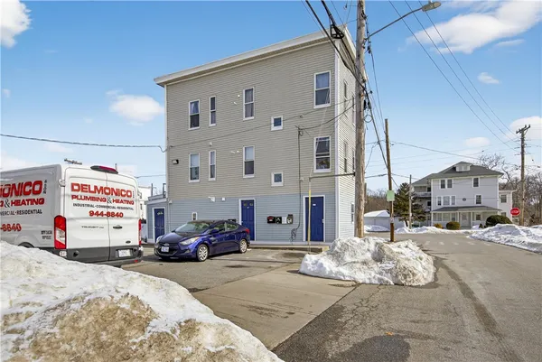 $750,000 | 538 Wood Avenue, Woonsocket, RI 02895