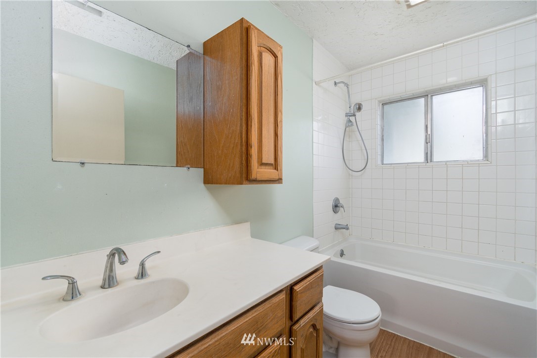 3248 Laurel Road Longview, WA 98632 - Photo 5 of 22 Gallery Image 5