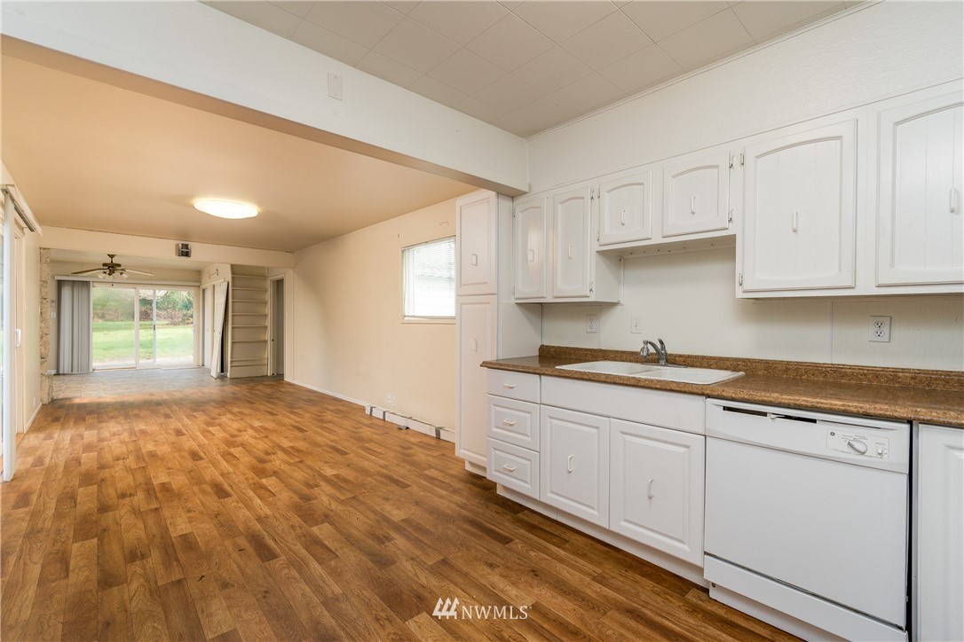 3248 Laurel Road Longview, WA 98632 - Photo 7 of 22 Gallery Image 7