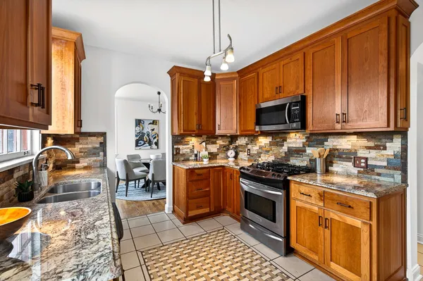 $1,695,000 | 502 32nd Avenue South, Nashville, TN 37212