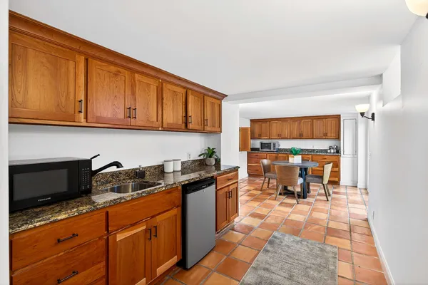 $1,695,000 | 502 32nd Avenue South, Nashville, TN 37212