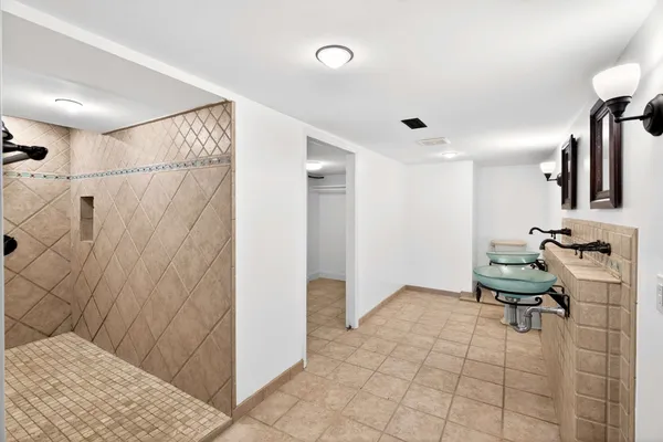 $1,695,000 | 502 32nd Avenue South, Nashville, TN 37212