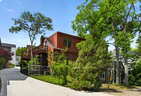$1,695,000 | 502 32nd Avenue South, Nashville, TN 37212