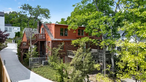 $1,695,000 | 502 32nd Avenue South, Nashville, TN 37212