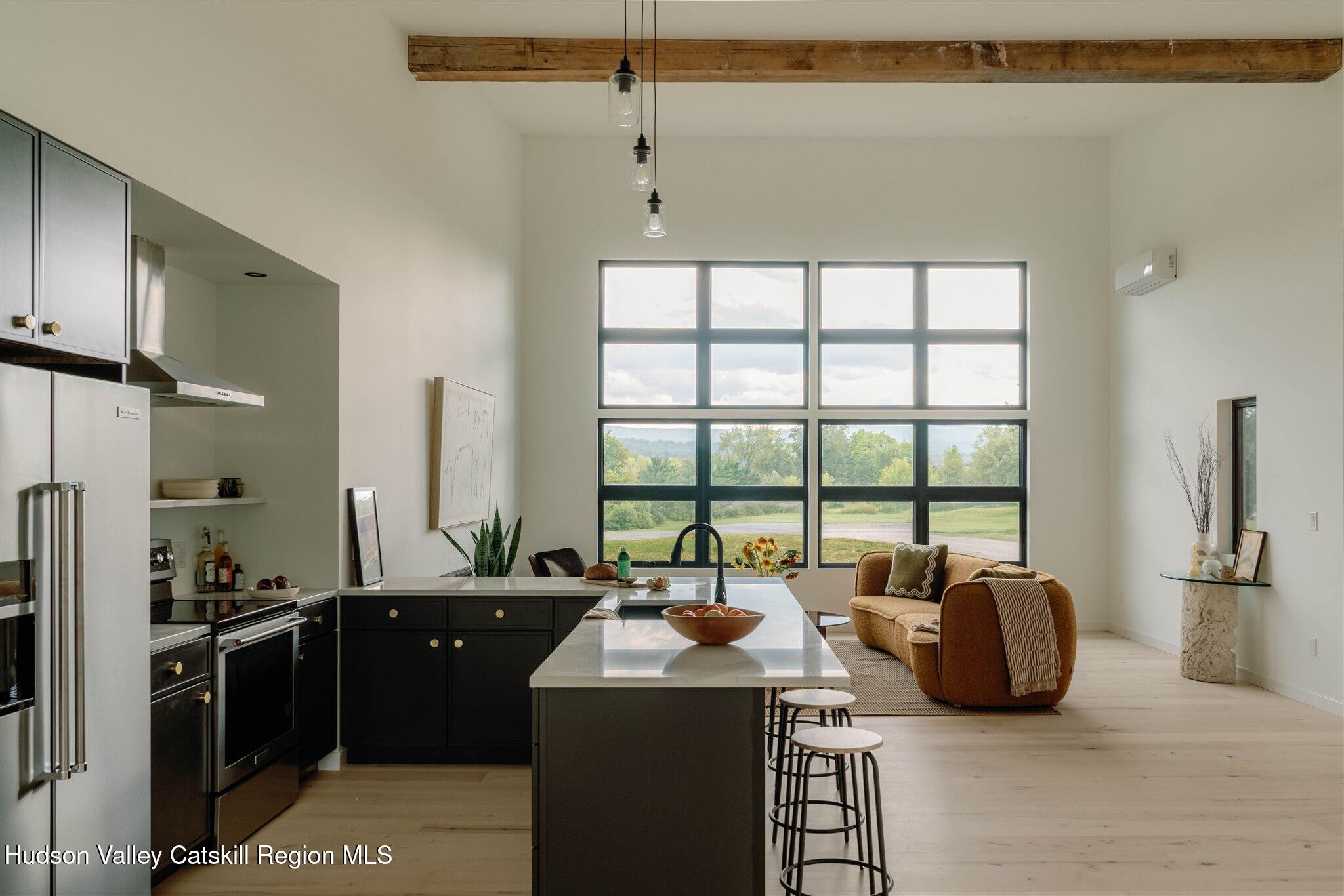 9 Hamilton Drive Kerhonkson, NY 12446 - Photo 3 of 26 3