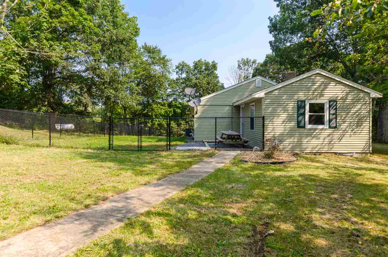 172 Old Derry Road Hudson, NH 03051 - Photo 13 of 40