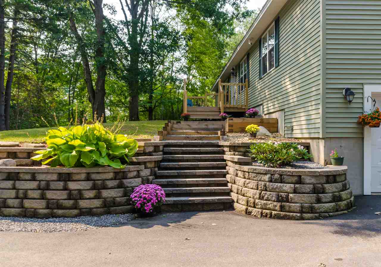172 Old Derry Road Hudson, NH 03051 - Photo 4 of 40