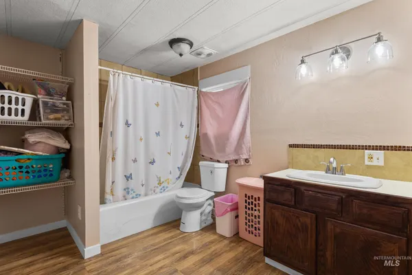 $68,000 | 1410 West Flamingo Avenue, Unit 72, Nampa, ID 83651