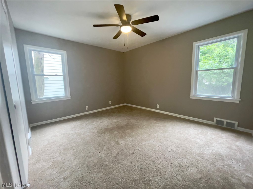 4119 Lowden Road Cleveland, OH 44121 - Photo 11 of 29