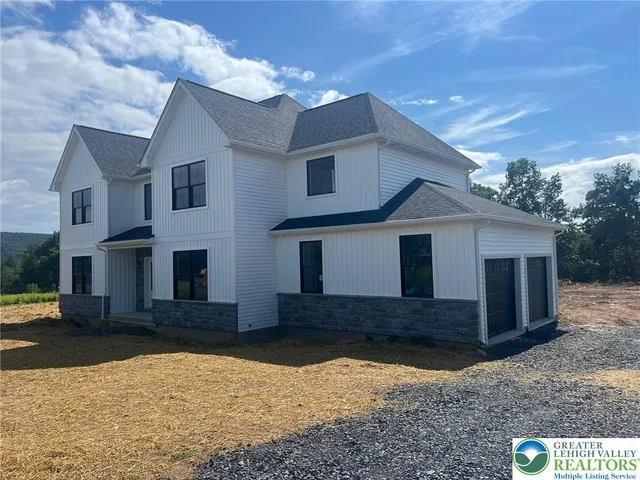 $65,900 | 2 Sage Court, Lehighton, PA 18235