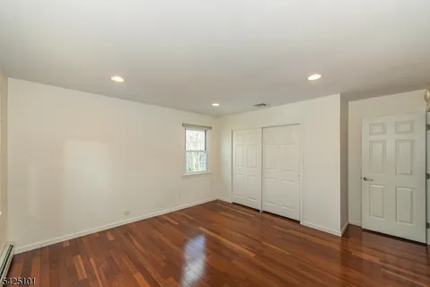 $930,000 | 7 Fernwood Trail, Mountain Lakes, NJ 07046