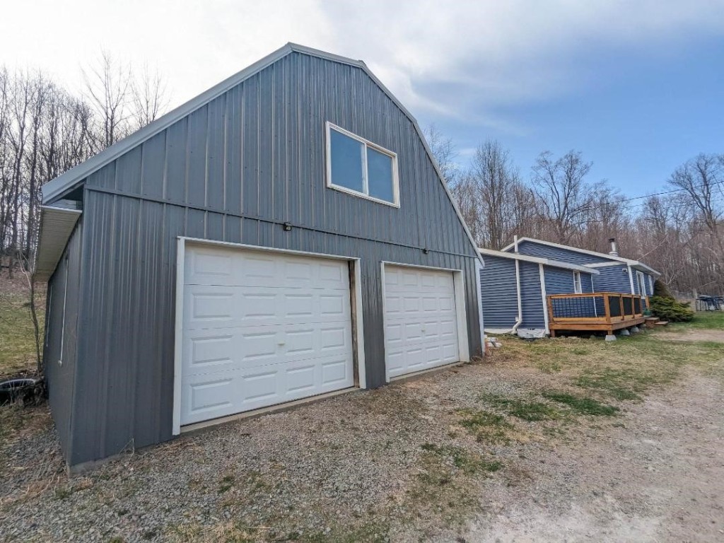 375 Pleasant Valley Road Starrucca, PA 18462 - Photo 6 of 49 Gallery Image 6