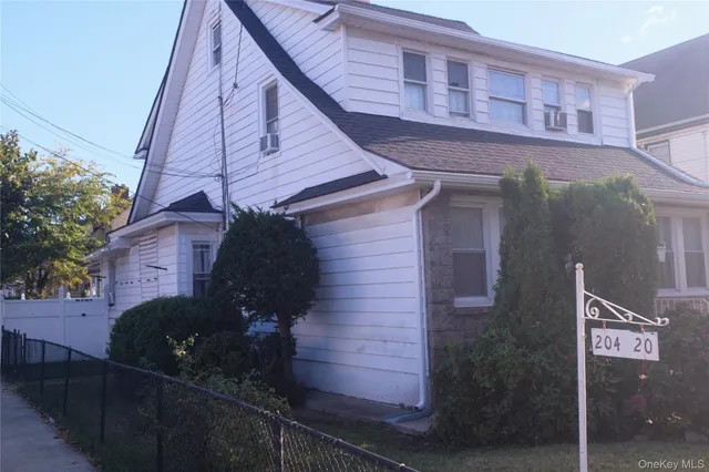 $1,100,000 | 204-20 104th Avenue | Hollis