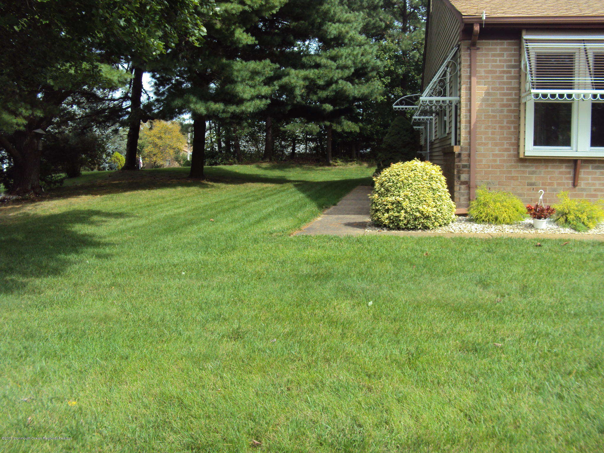 9B Amesbury Road, Unit A Whiting, NJ 08759 - Photo 2 of 20 DSC06359