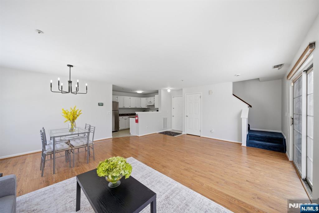 2903 Appleton Way Whippany, NJ 07981 - Photo 3 of 42