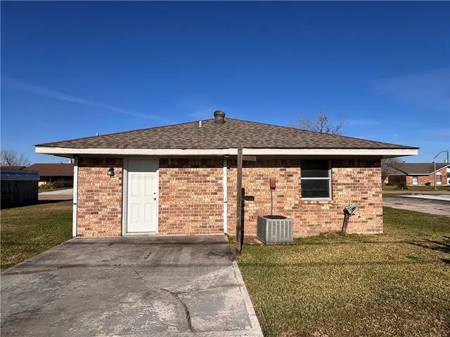 $69,900 | 3708 Baker Drive, Houma, LA 70363