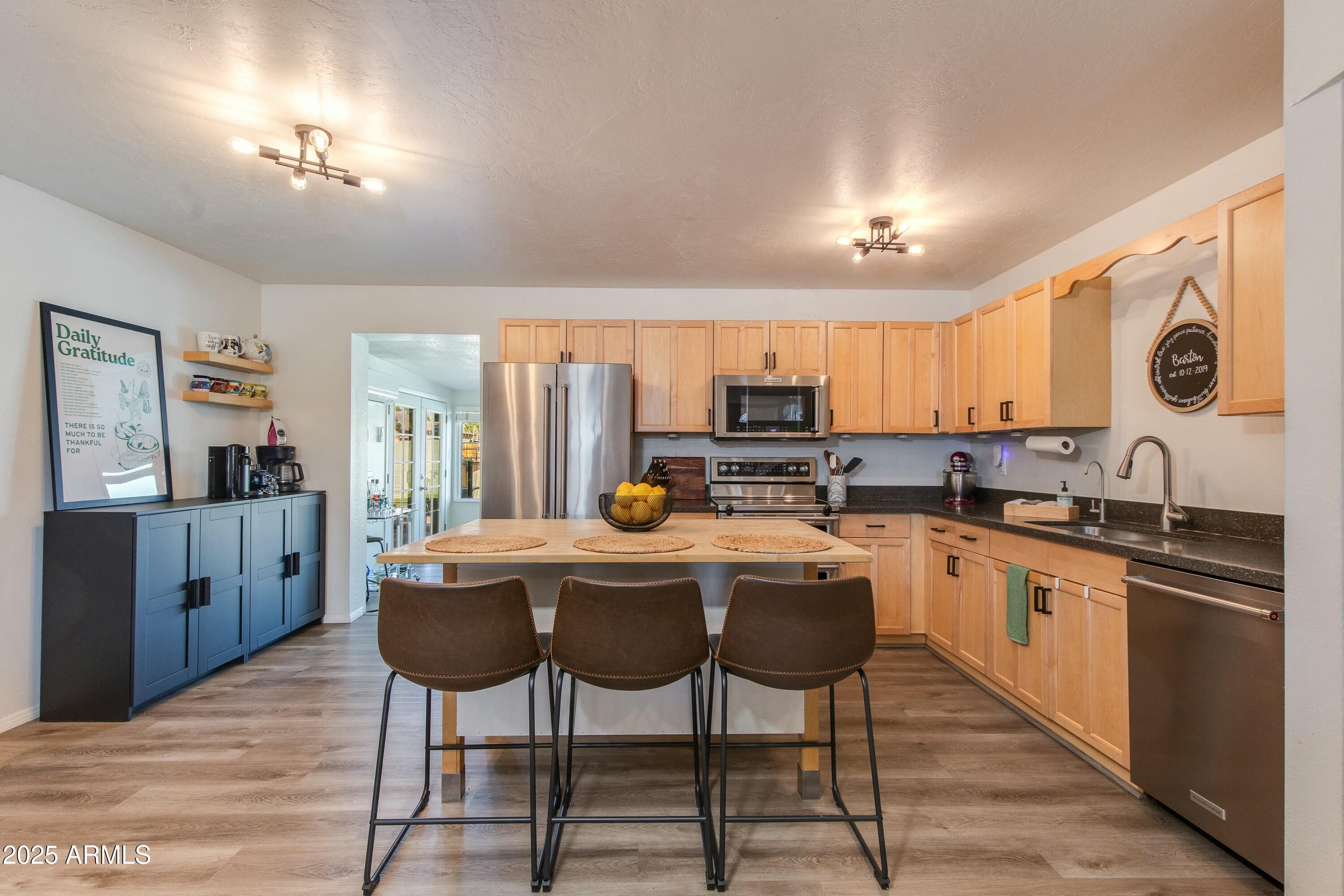 3350 West Charter Oak Road Phoenix, AZ 85029 - Photo 7 of 29 Kitchen 1