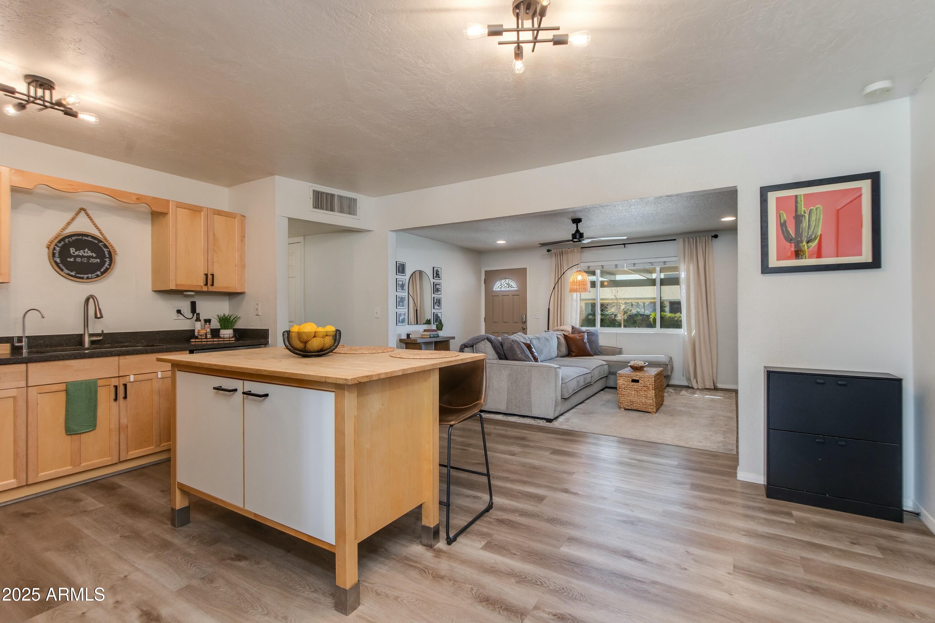 3350 West Charter Oak Road Phoenix, AZ 85029 - Photo 9 of 29 Kitchen 3