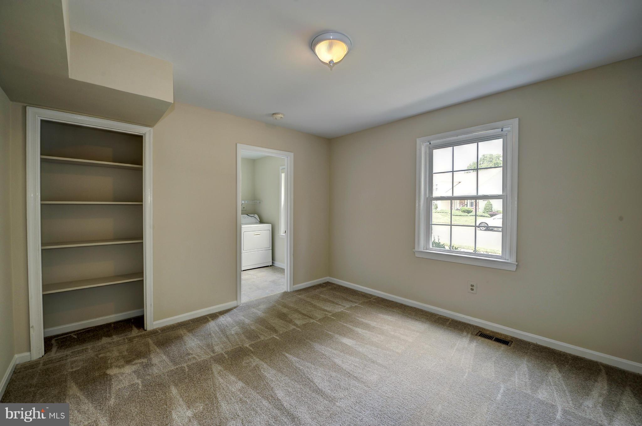 4320 Cub Run Road Chantilly, VA 20151 - Photo 16 of 30 a view of an empty room with a window
