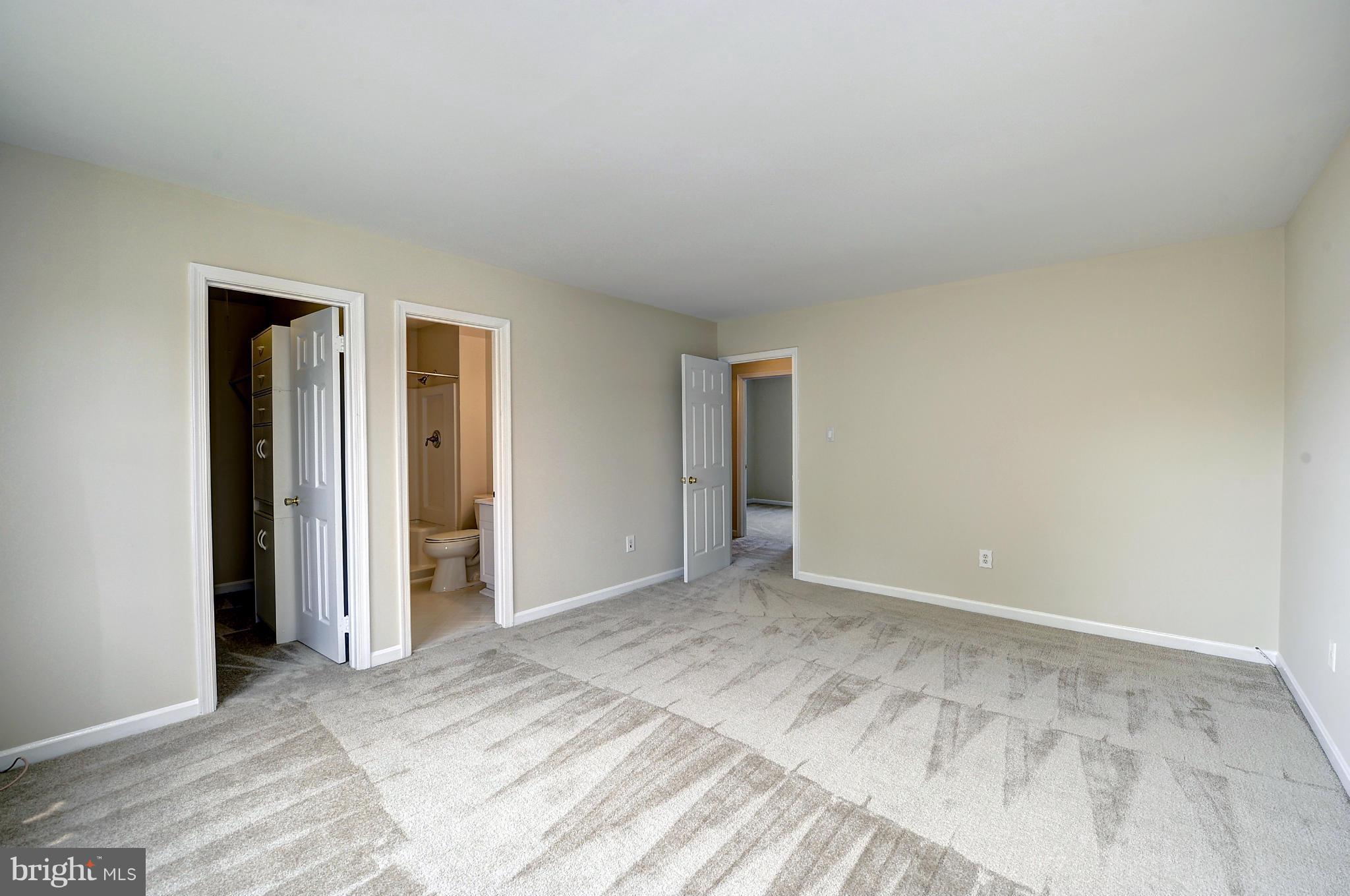 4320 Cub Run Road Chantilly, VA 20151 - Photo 21 of 30 a view of an empty room