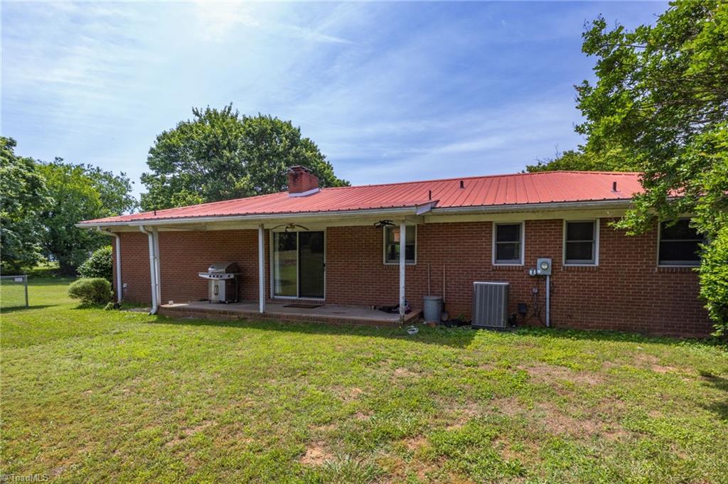 202 Fritts Road Lexington, NC 27295 - Photo 31 of 40 Gallery Image 31