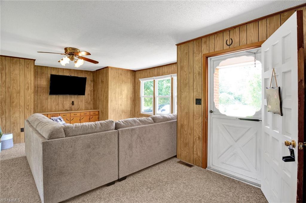 202 Fritts Road Lexington, NC 27295 - Photo 7 of 40 Gallery Image 7