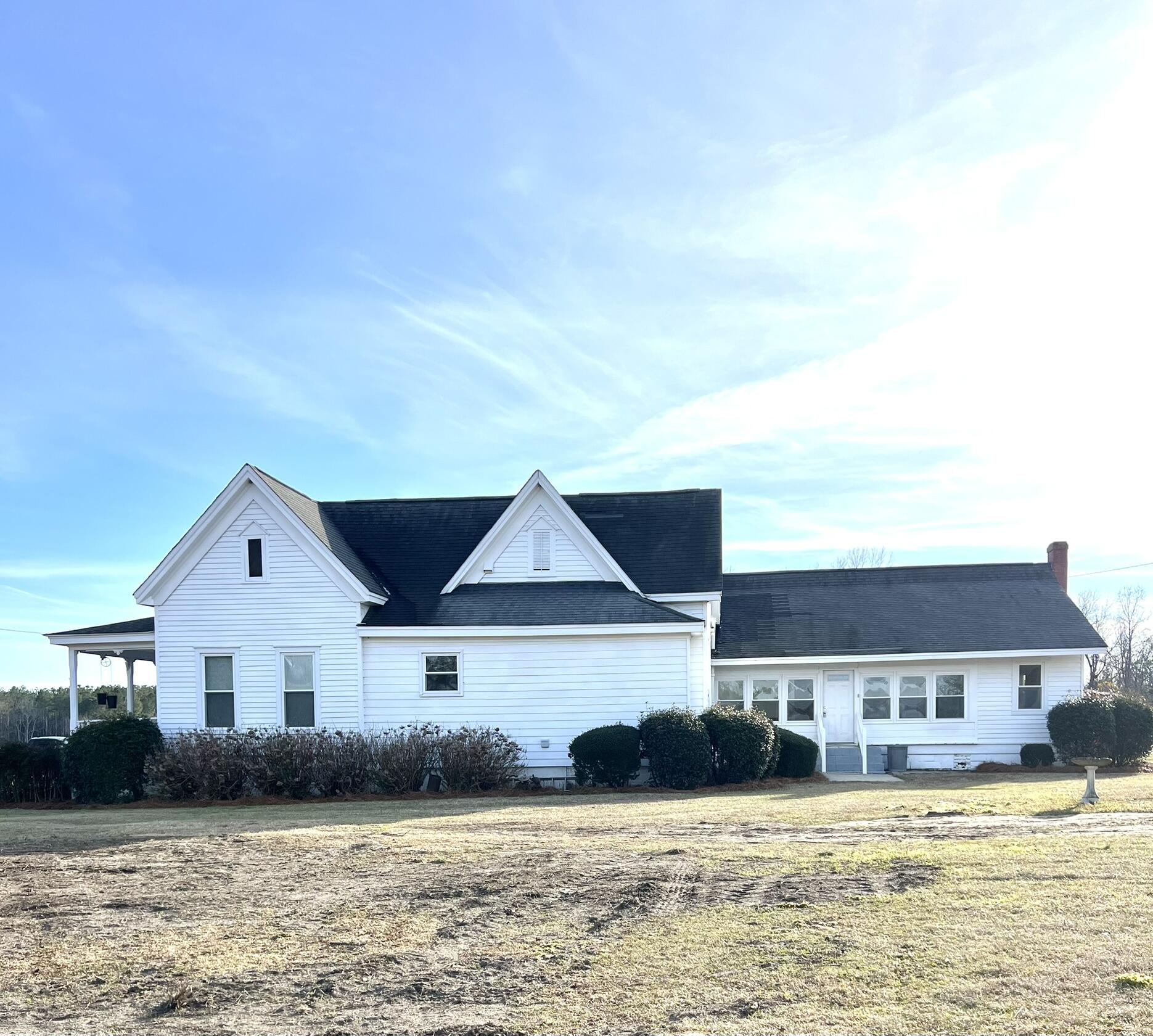 298 Blewer Road Cordova, SC 29039 - Photo 5 of 26 FullSizeRender (8)
