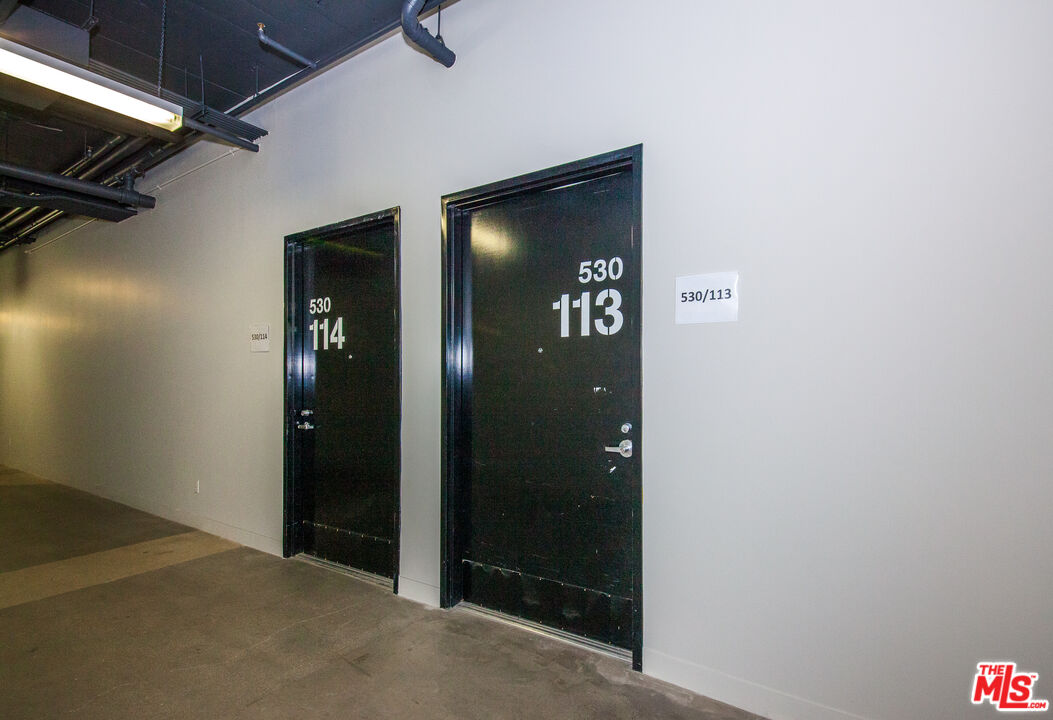 530 Molino Street, Unit 113 Los Angeles, CA 90013 - Photo 2 of 16