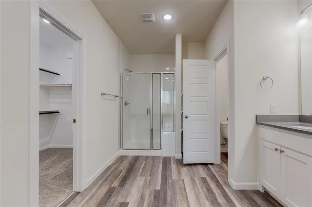 $2,550 | 16082 Doe Lk Drive, Frisco, TX 75033