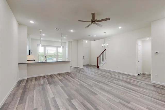 $2,550 | 16082 Doe Lk Drive, Frisco, TX 75033