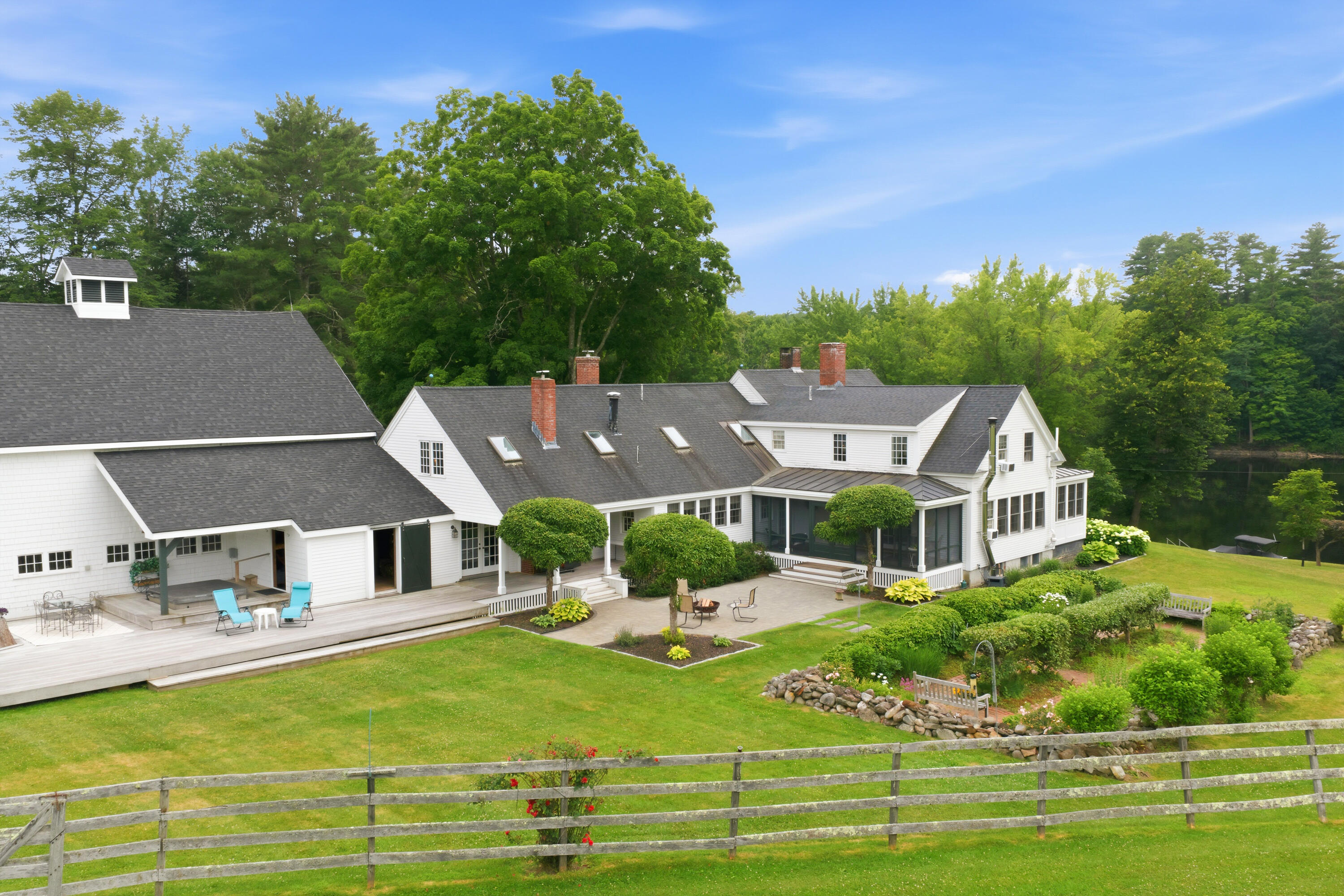 216 Salmon Falls Road Buxton, ME 04093 - Photo 6 of 48 24_216 Salmon Falls Rd_MorneauStudios_Pr