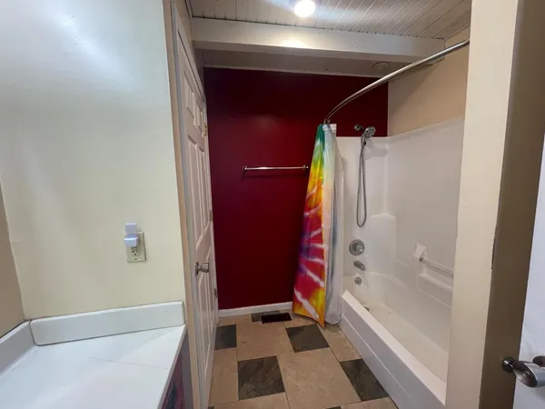 $179,500 | 1350 South Ruth Street, Rushville, IN 46173