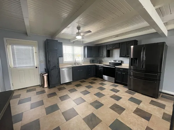 $179,500 | 1350 South Ruth Street, Rushville, IN 46173