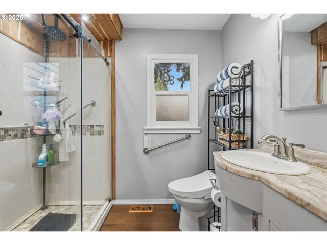 $435,000 | 585 Madrona Avenue South, Salem, OR 97302