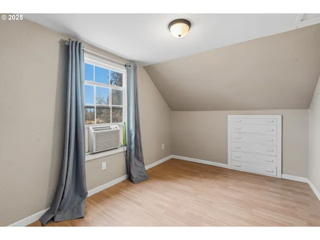 $435,000 | 585 Madrona Avenue South, Salem, OR 97302